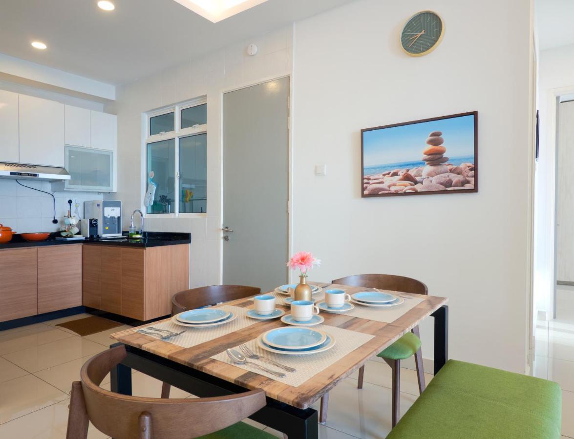 Seaview Condo Near Rf Mall, Food Court & Free Netflix 조호르 바루 외부 사진