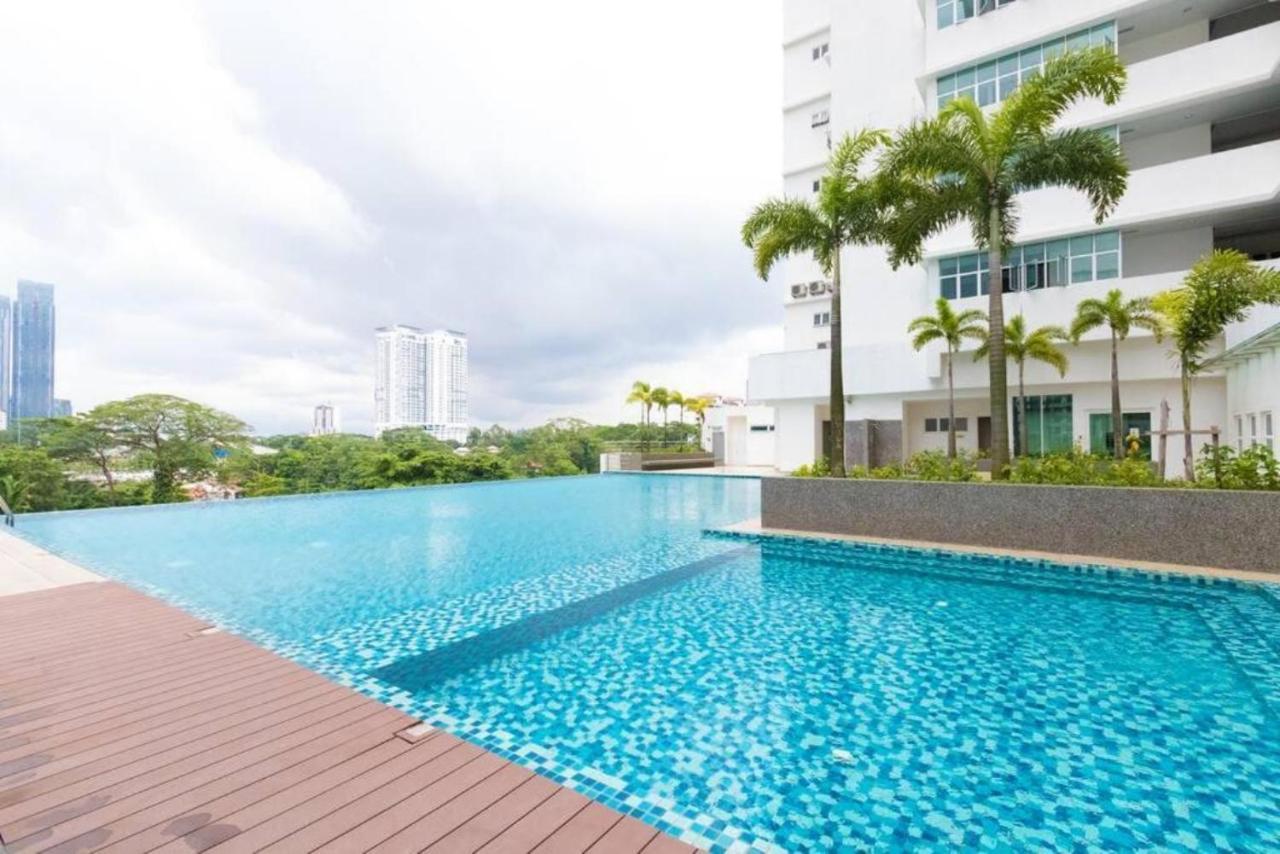 Seaview Condo Near Rf Mall, Food Court & Free Netflix 조호르 바루 외부 사진